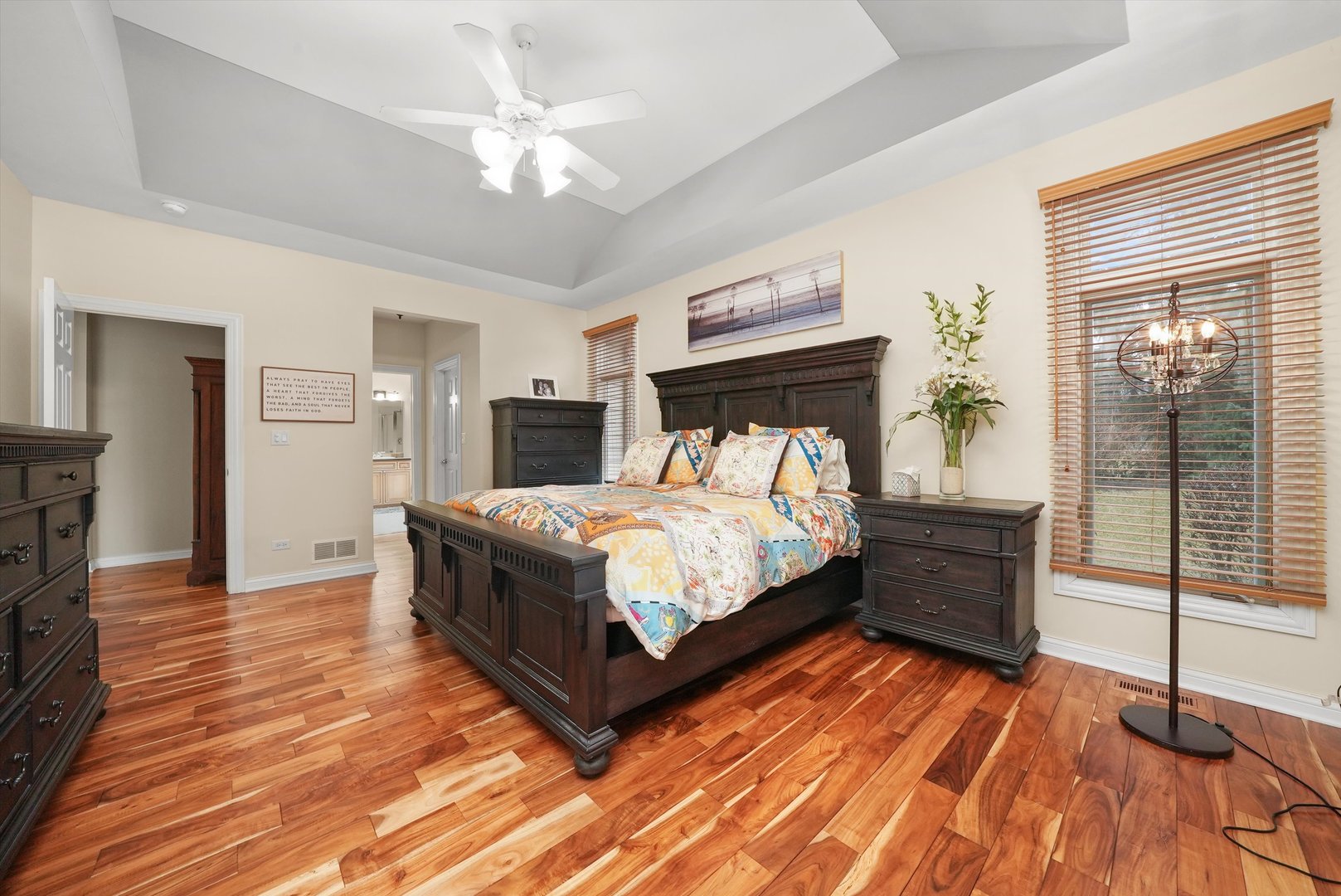 19 LAUGHRY Lane, Palos Park, IL 60464