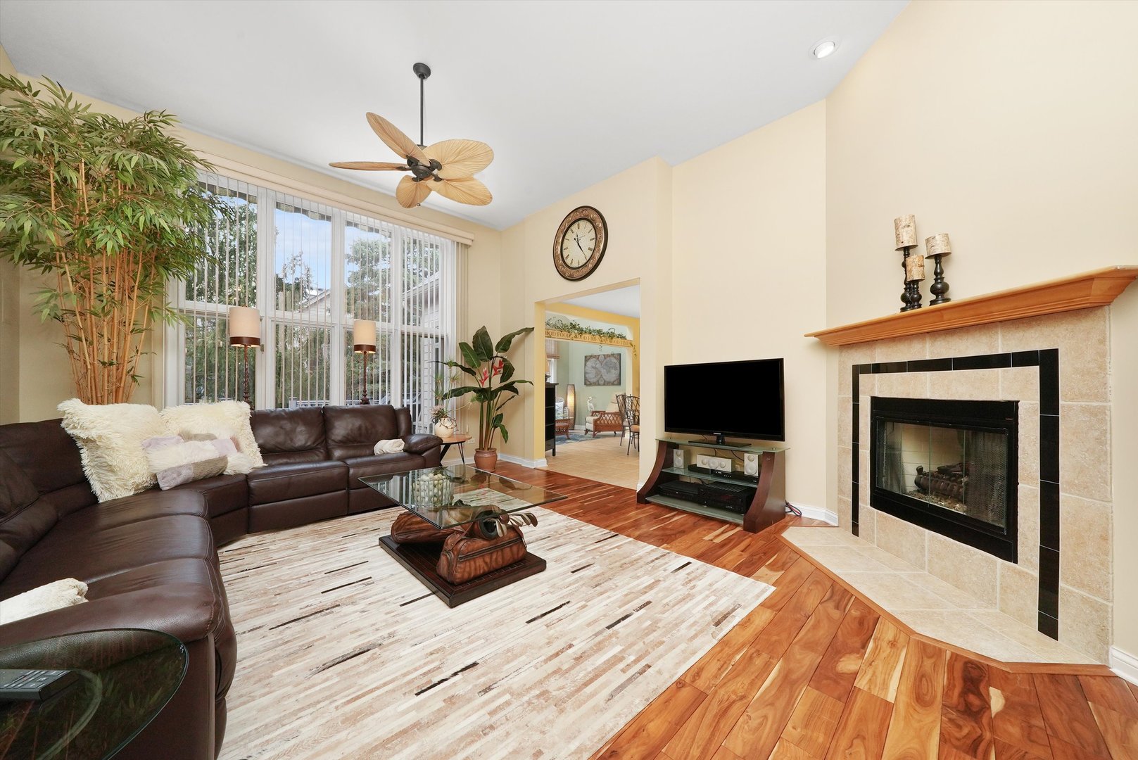 19 LAUGHRY Lane, Palos Park, IL 60464