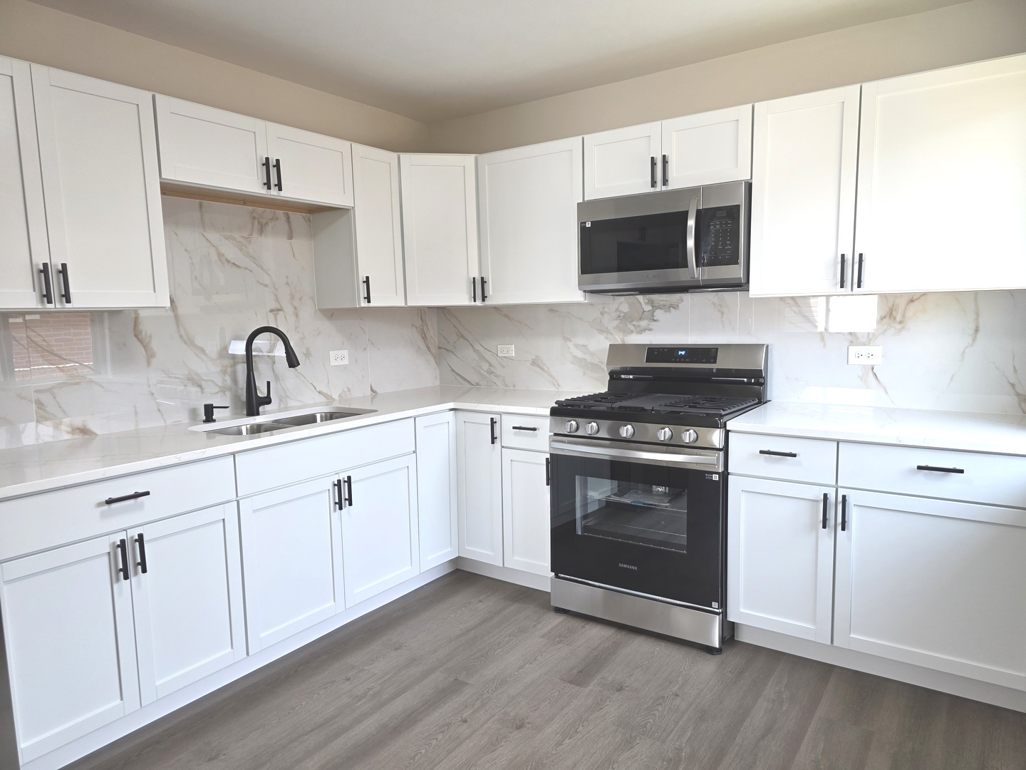 1449 Kristan Avenue, North Chicago, IL 60064