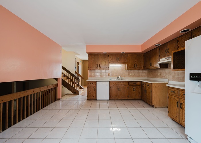 306 Escanaba Avenue, Calumet City, IL 60409