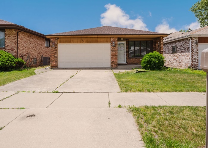 306 Escanaba Avenue, Calumet City, IL 60409