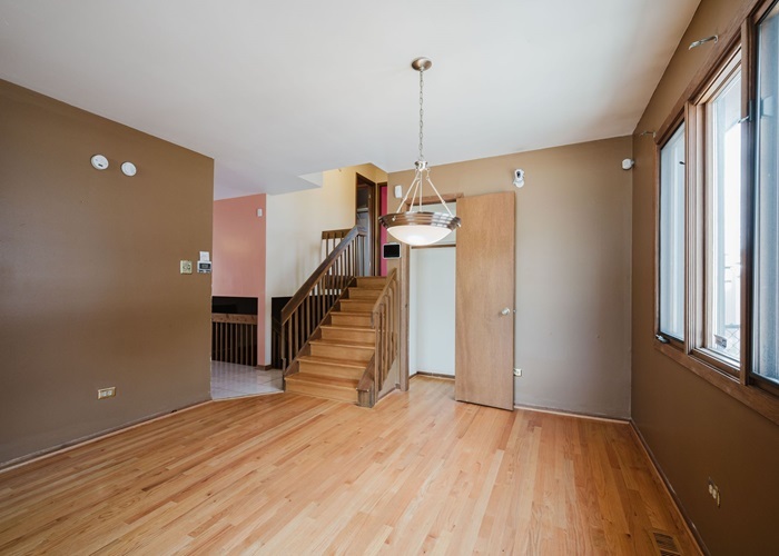 306 Escanaba Avenue, Calumet City, IL 60409