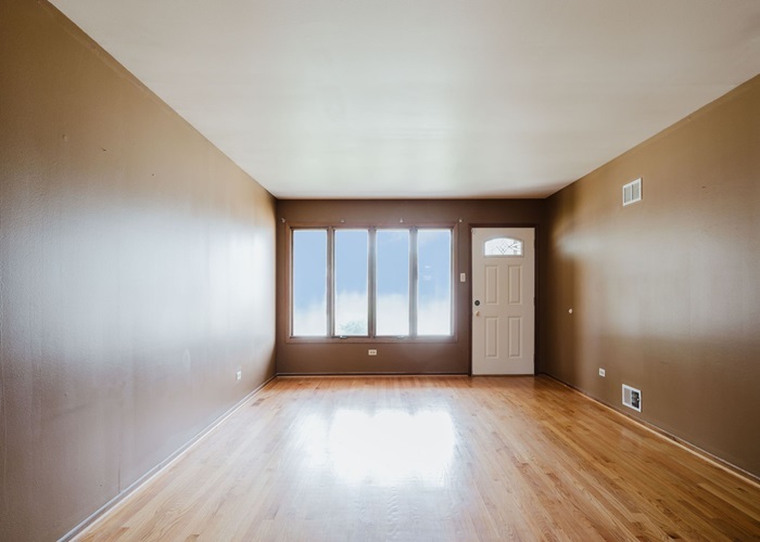306 Escanaba Avenue, Calumet City, IL 60409