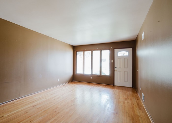 306 Escanaba Avenue, Calumet City, IL 60409