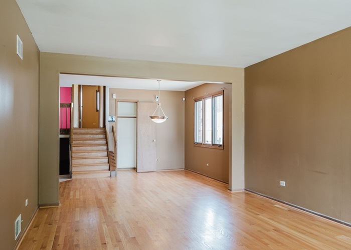 306 Escanaba Avenue, Calumet City, IL 60409