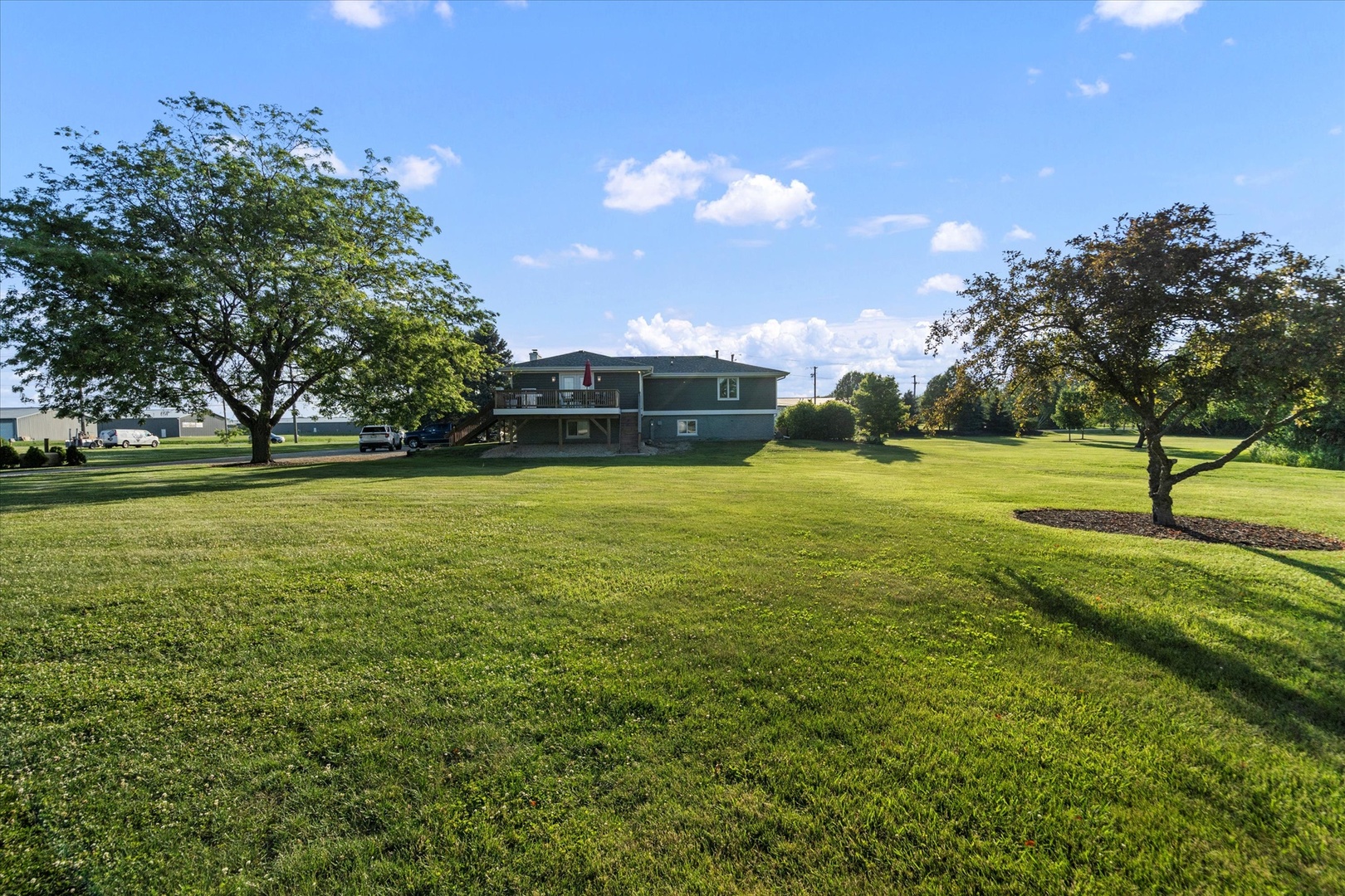 1002 S Schoolhouse Road, New Lenox, IL 60451