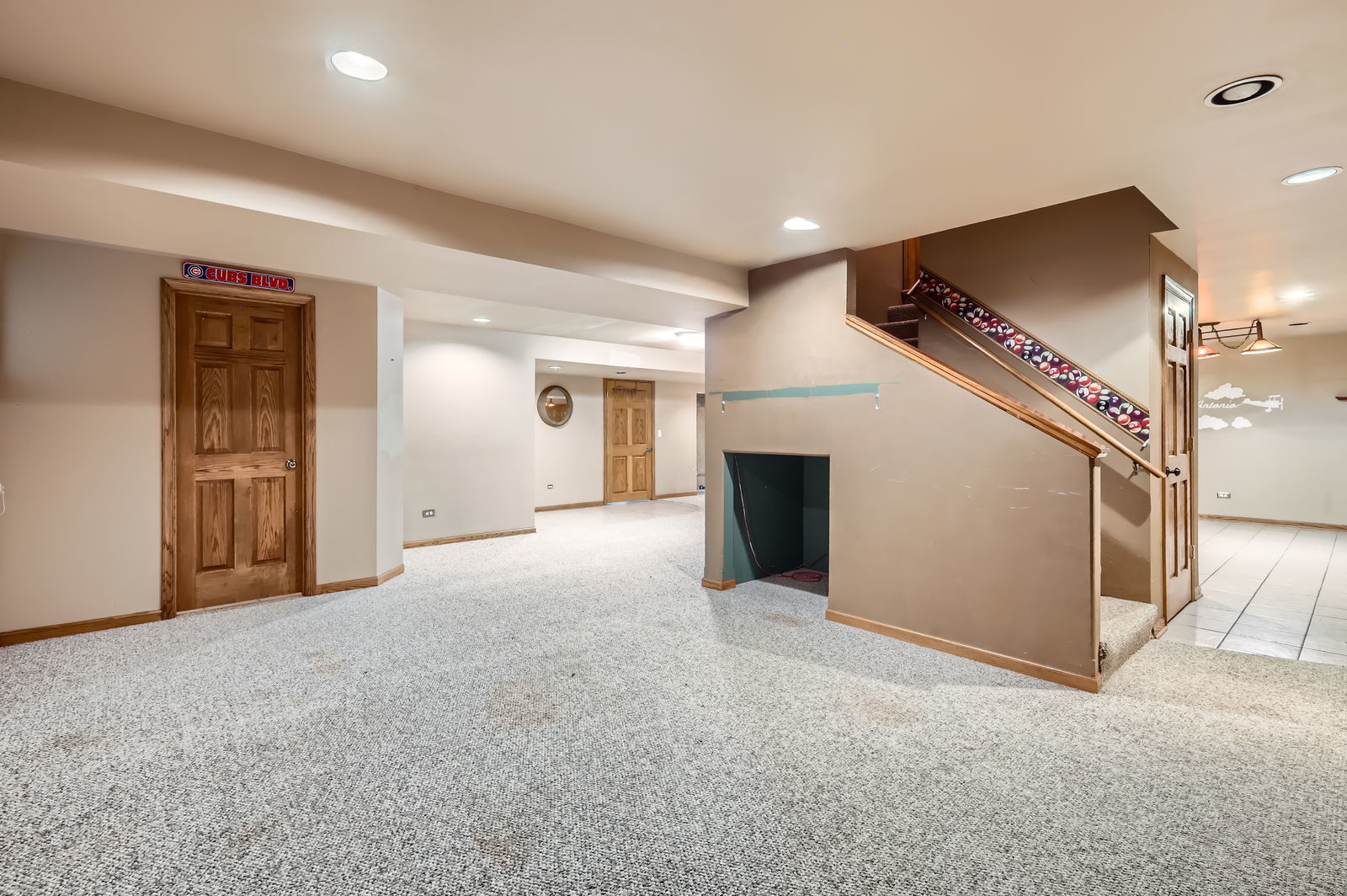 454 Hemlock Lane, Roselle, IL 60172