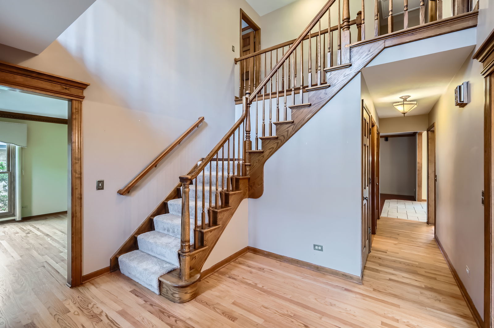 454 Hemlock Lane, Roselle, IL 60172