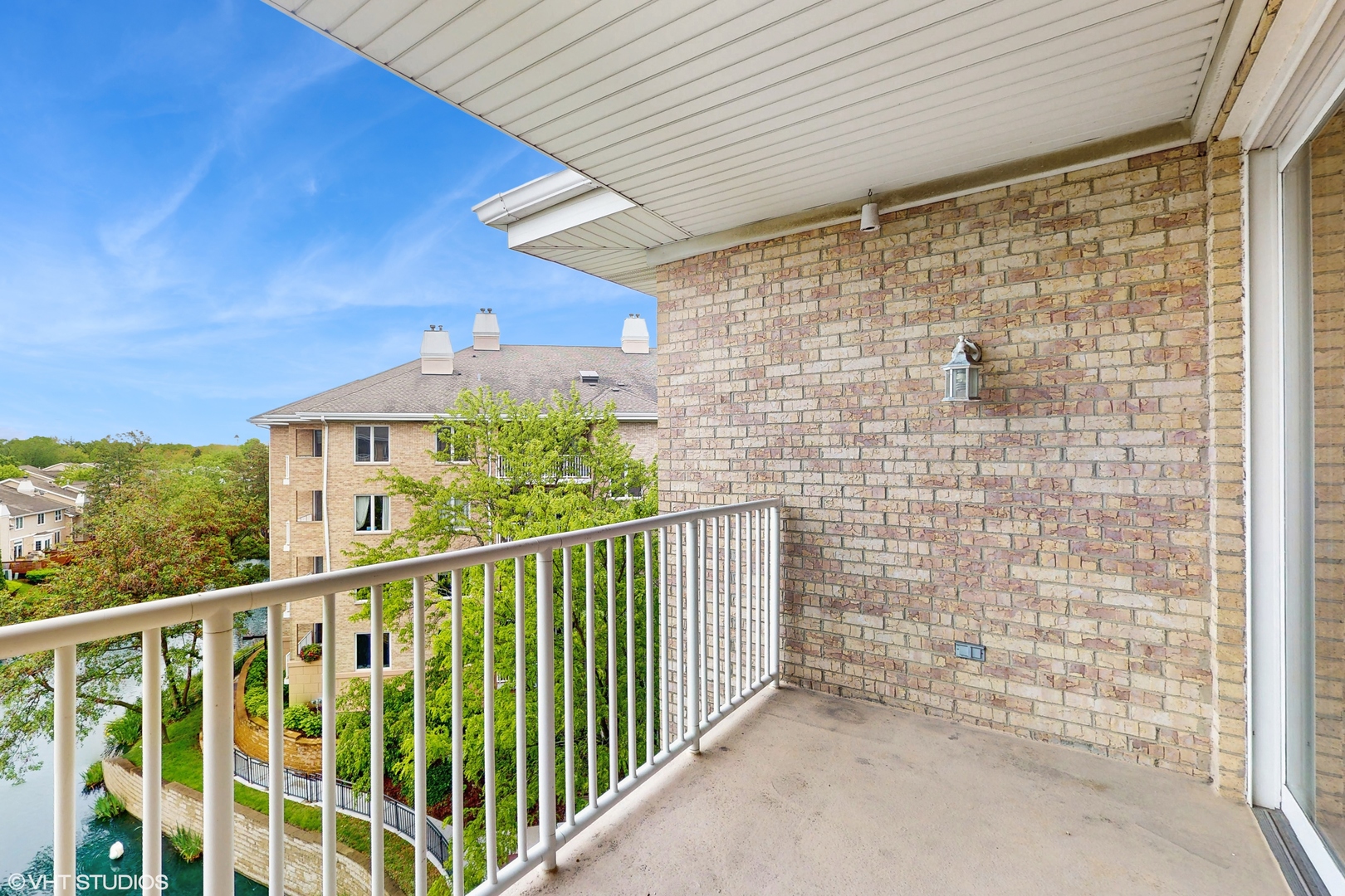 1761 Pavilion Way #506, Park Ridge, IL 60068