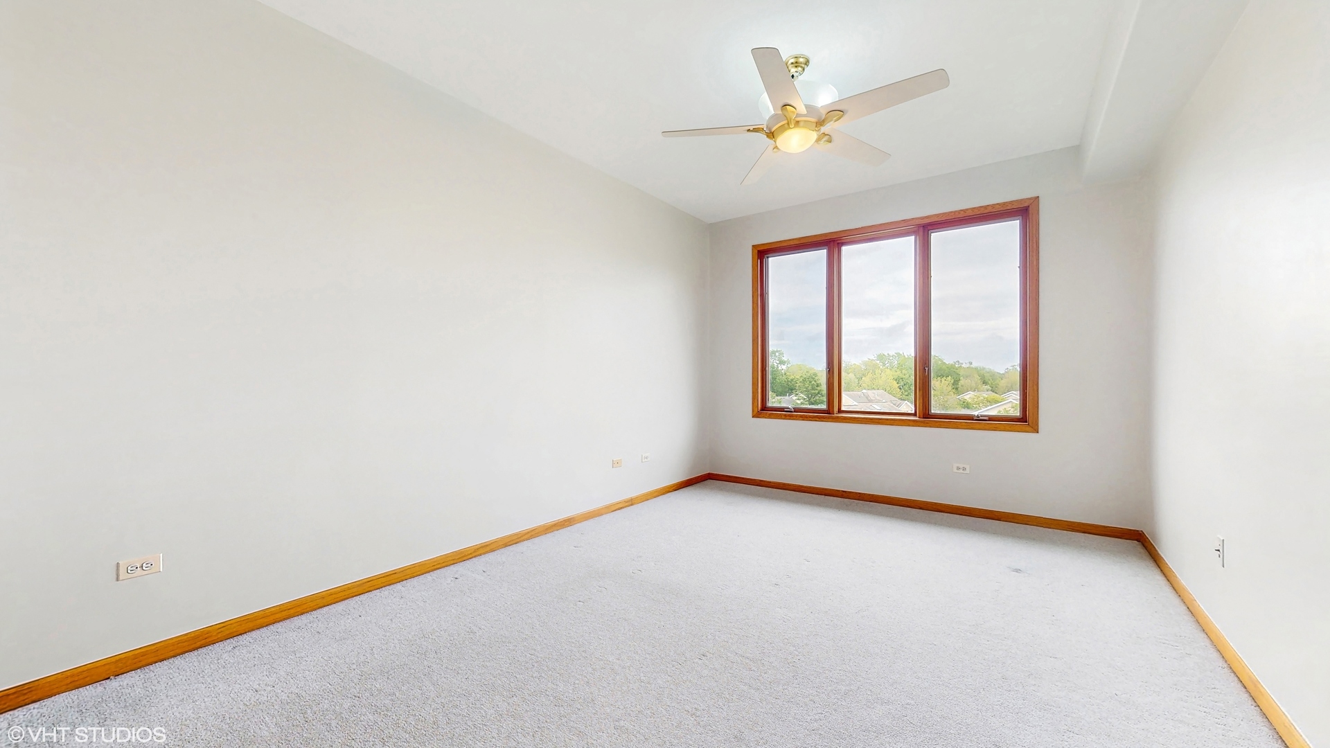 1761 Pavilion Way #506, Park Ridge, IL 60068