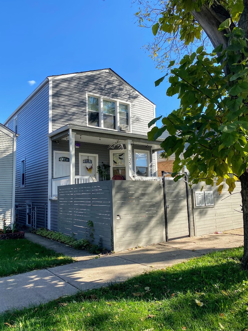 3335 N Kenneth Avenue #G, Chicago, IL 60641