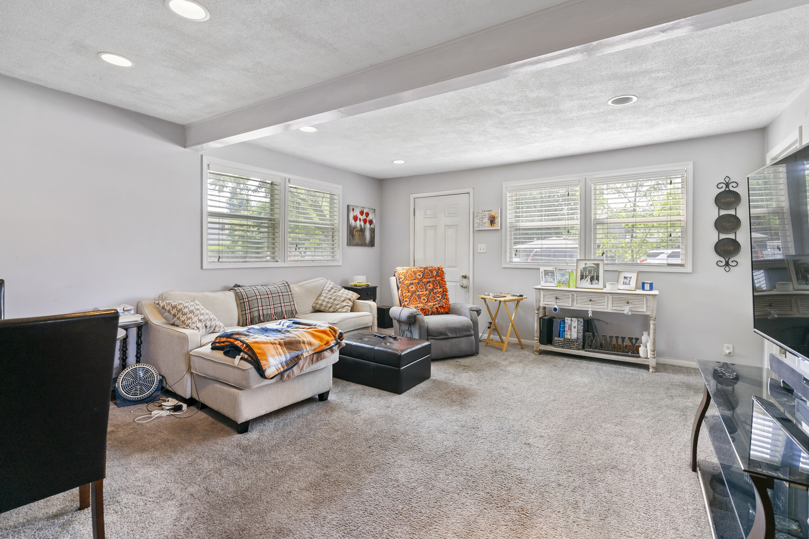 2602 Michael Street, Wonder Lake, IL 60097