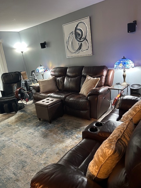2149 Country Club Drive #16, Woodridge, IL 60517