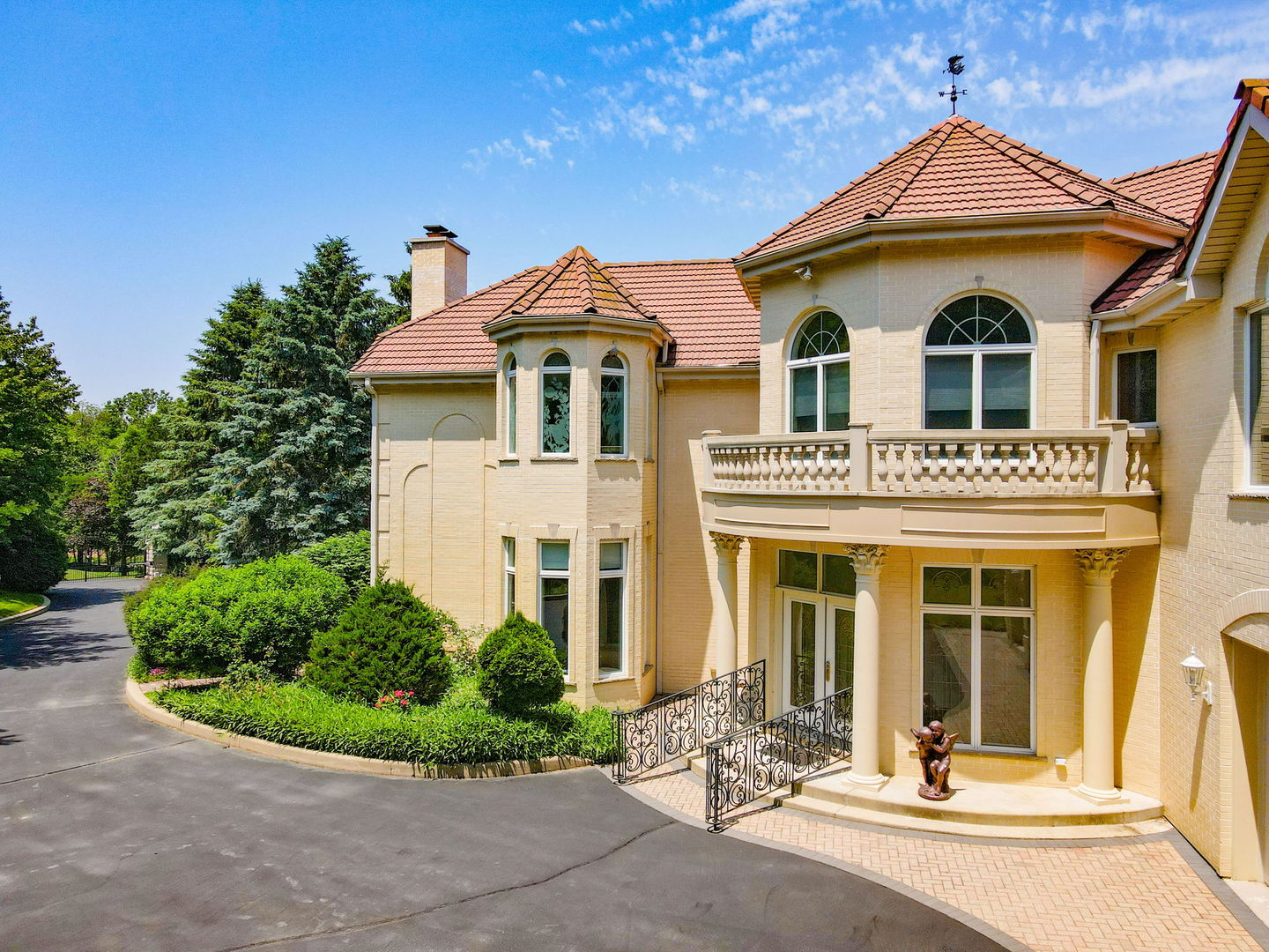W3318 Lake Forest Lane, Lake Geneva, WI 53147