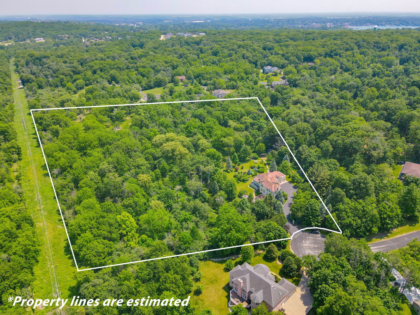 W3318 Lake Forest Lane, Lake Geneva, WI 53147