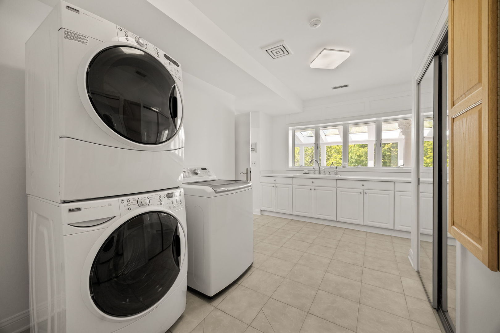 W3318 Lake Forest Lane, Lake Geneva, WI 53147