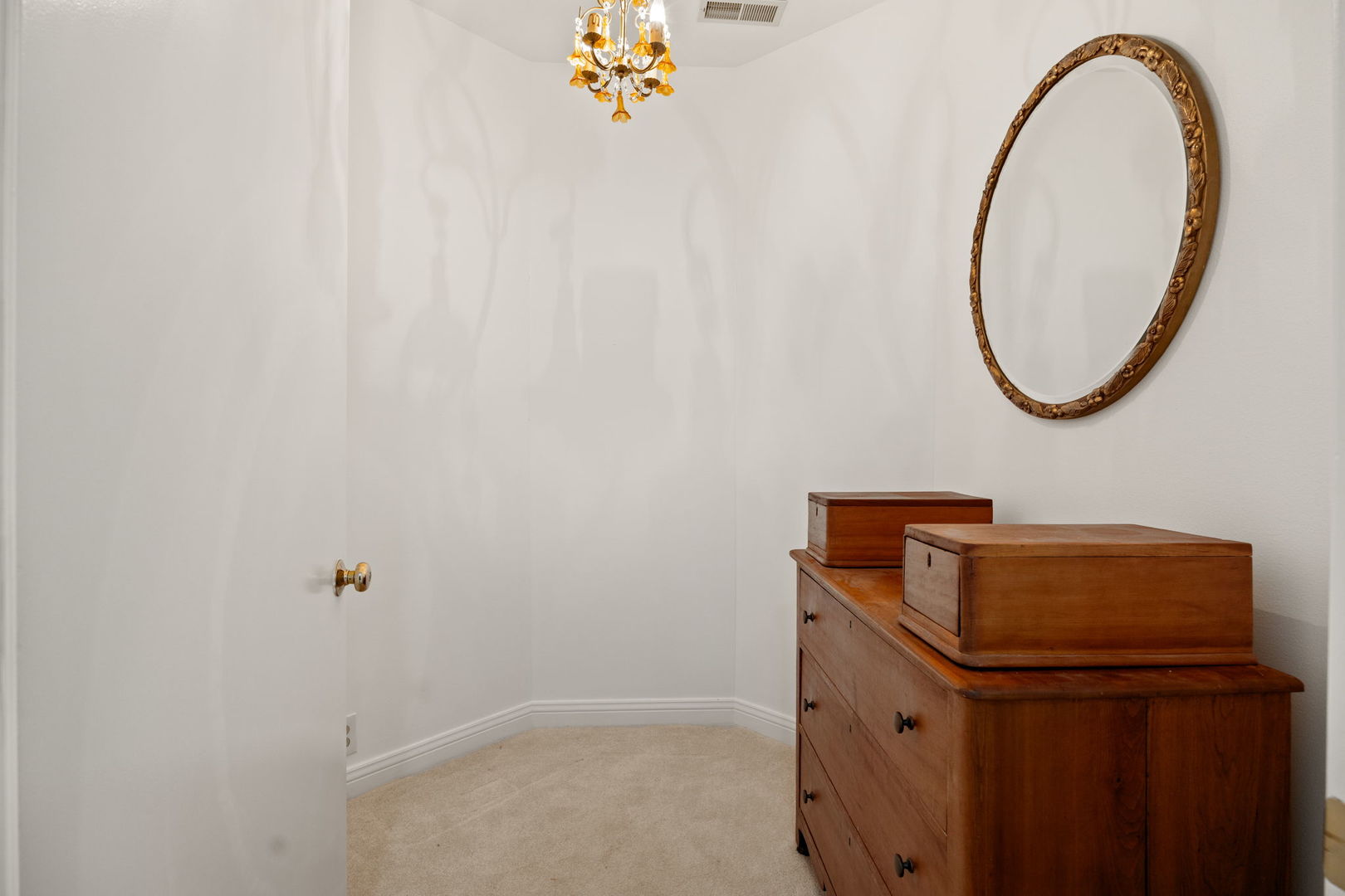 W3318 Lake Forest Lane, Lake Geneva, WI 53147