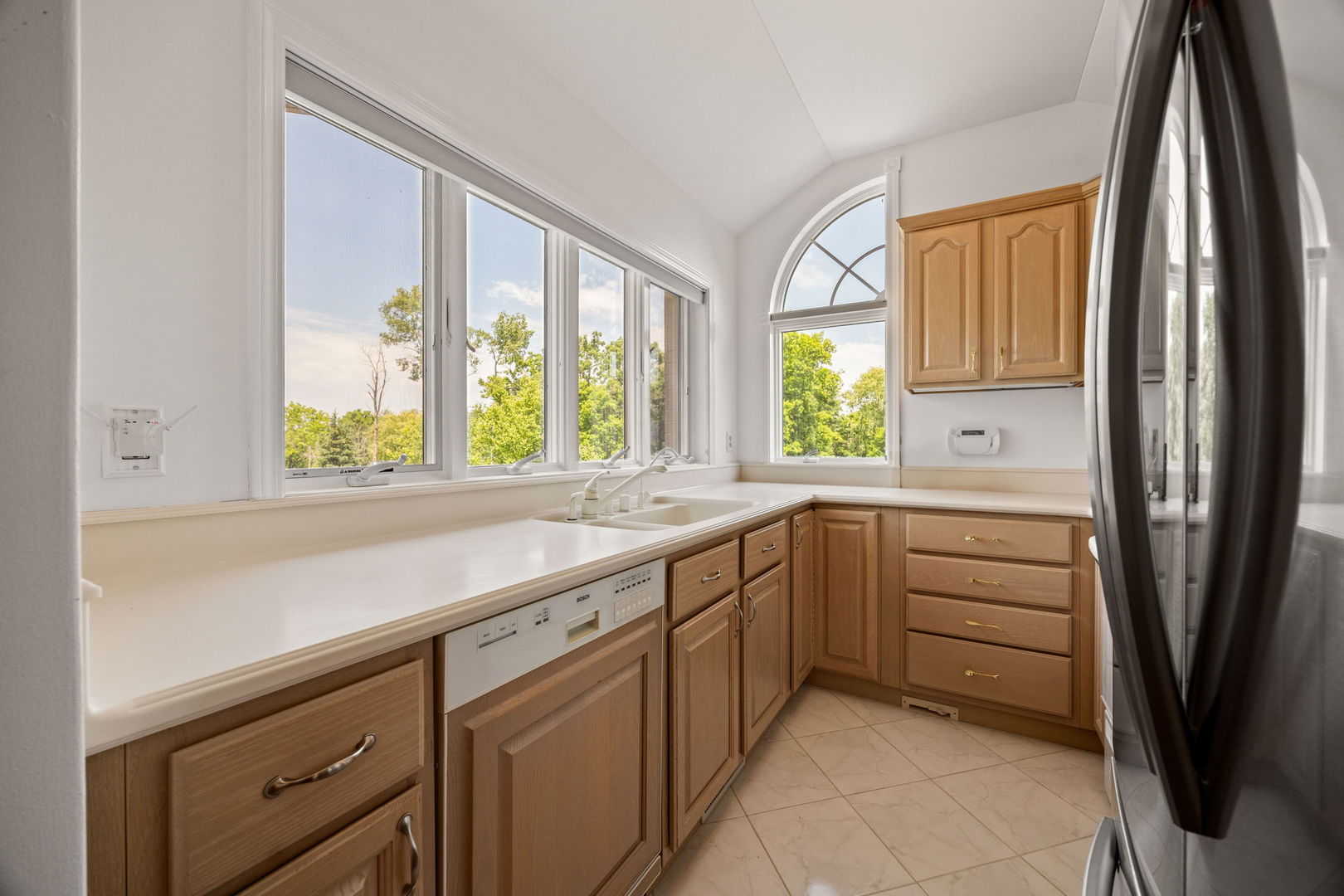 W3318 Lake Forest Lane, Lake Geneva, WI 53147