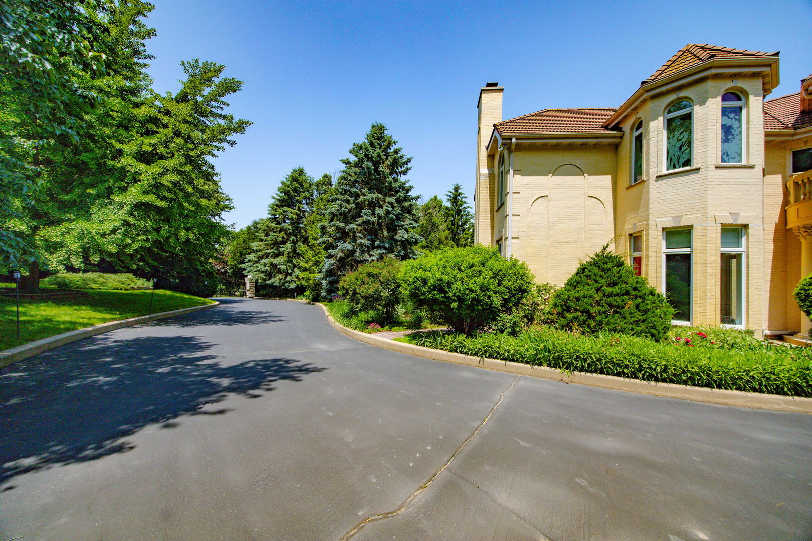 W3318 Lake Forest Lane, Lake Geneva, WI 53147