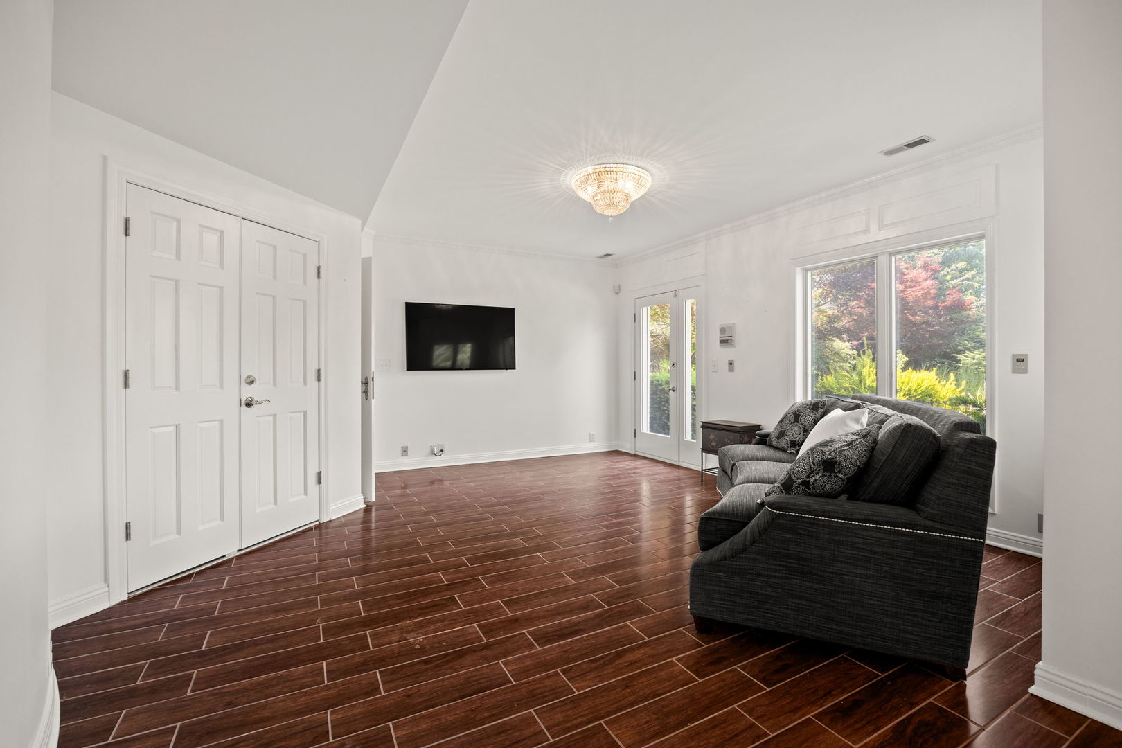 W3318 Lake Forest Lane, Lake Geneva, WI 53147