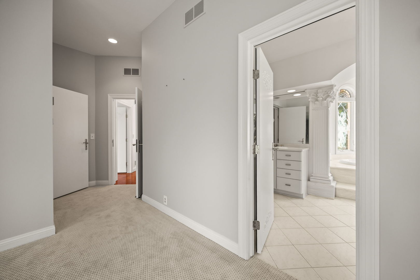 W3318 Lake Forest Lane, Lake Geneva, WI 53147