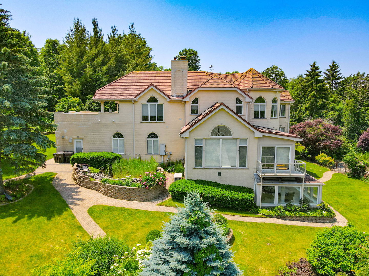 W3318 Lake Forest Lane, Lake Geneva, WI 53147