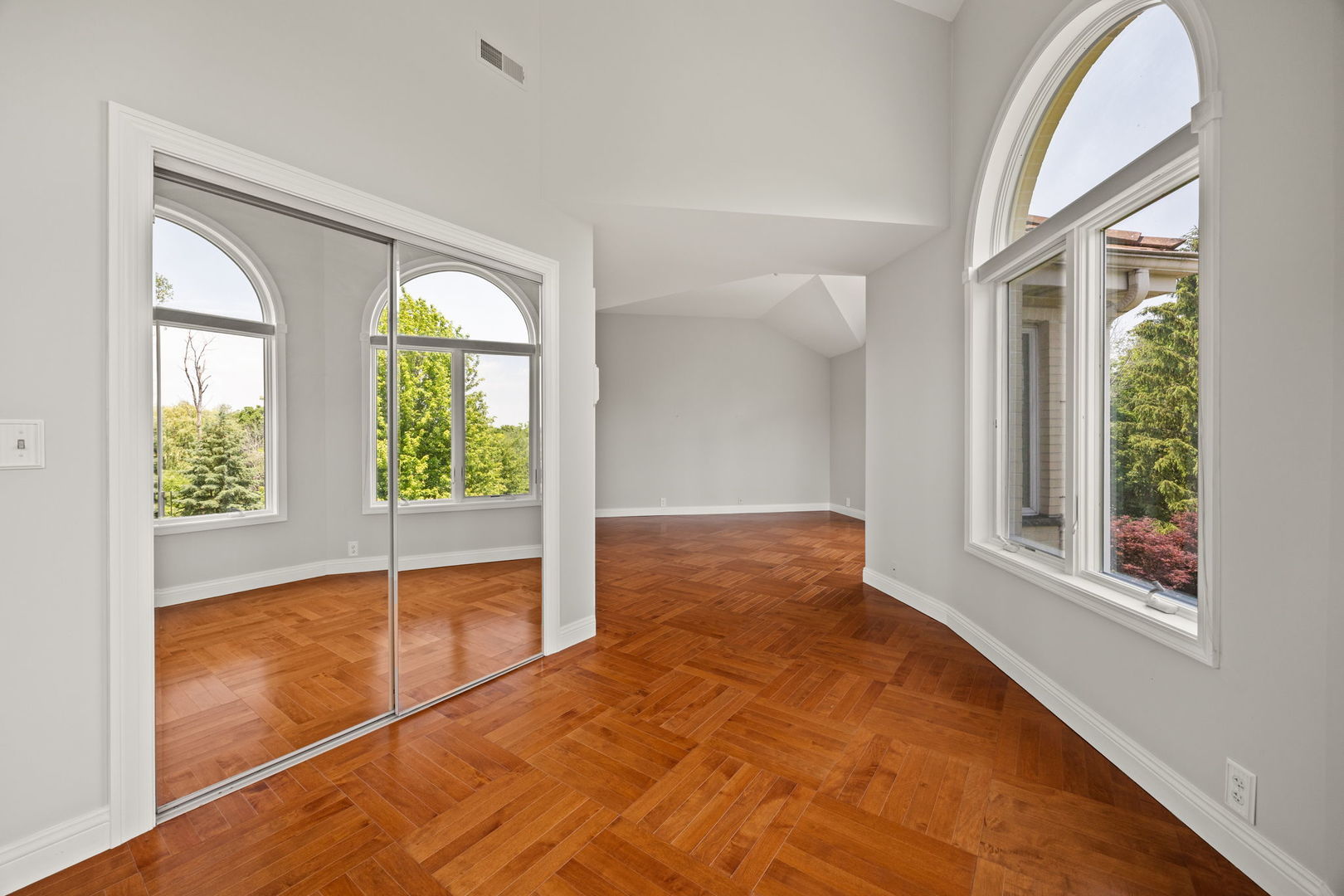W3318 Lake Forest Lane, Lake Geneva, WI 53147