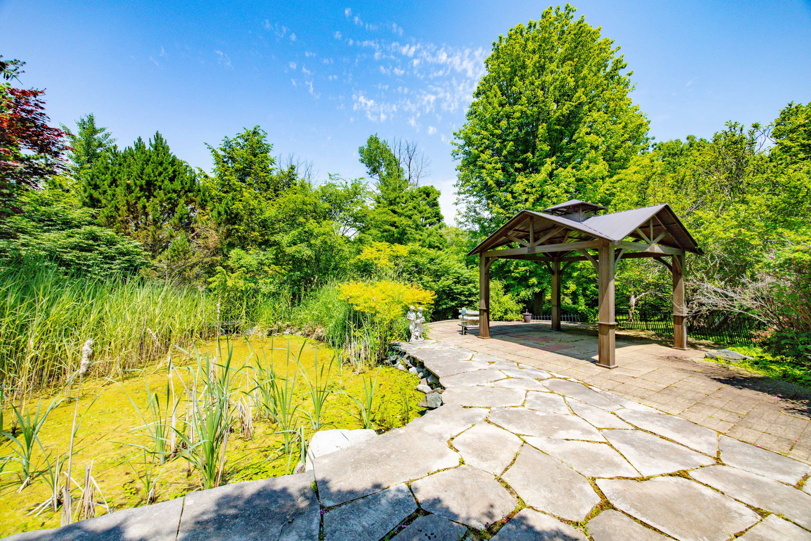 W3318 Lake Forest Lane, Lake Geneva, WI 53147