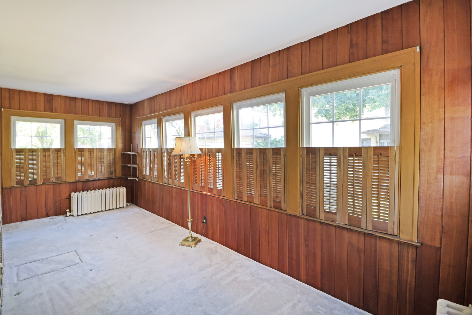 231 Lawton Road, Riverside, IL 60546