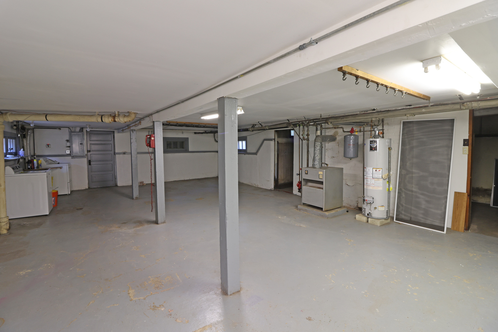 231 Lawton Road, Riverside, IL 60546