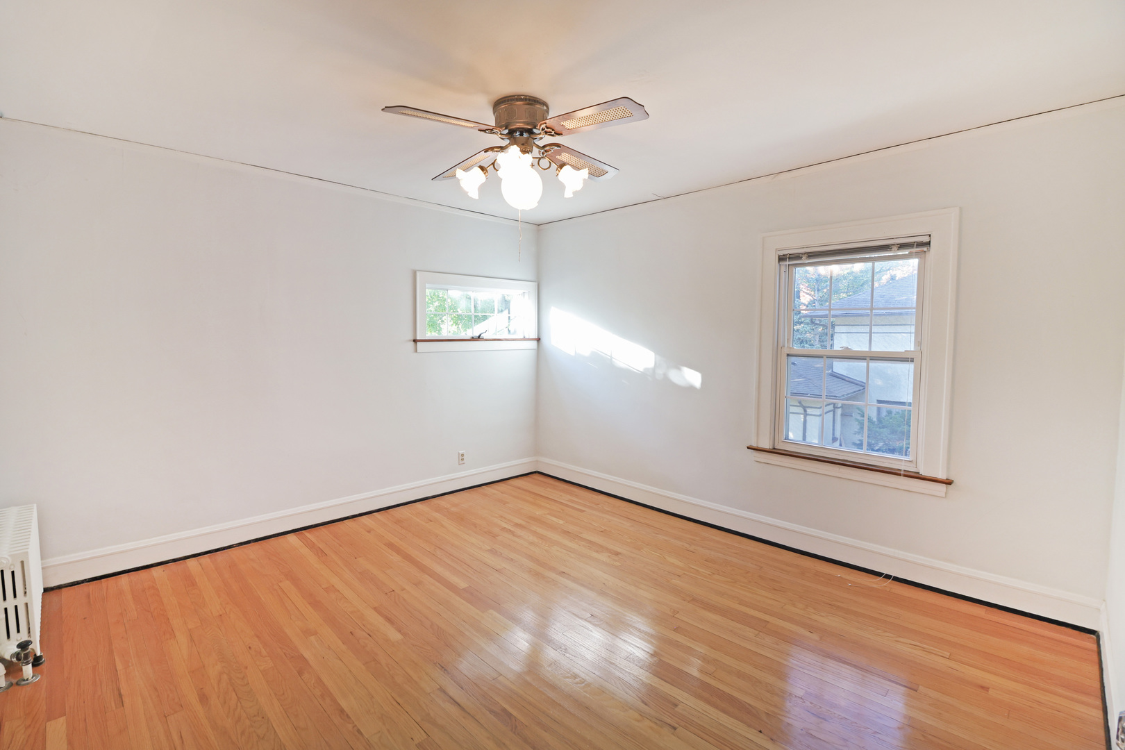 231 Lawton Road, Riverside, IL 60546