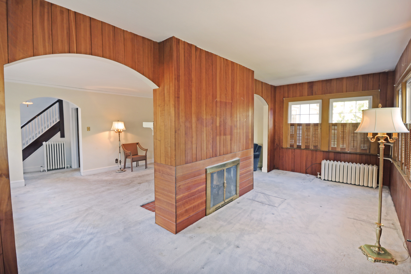 231 Lawton Road, Riverside, IL 60546