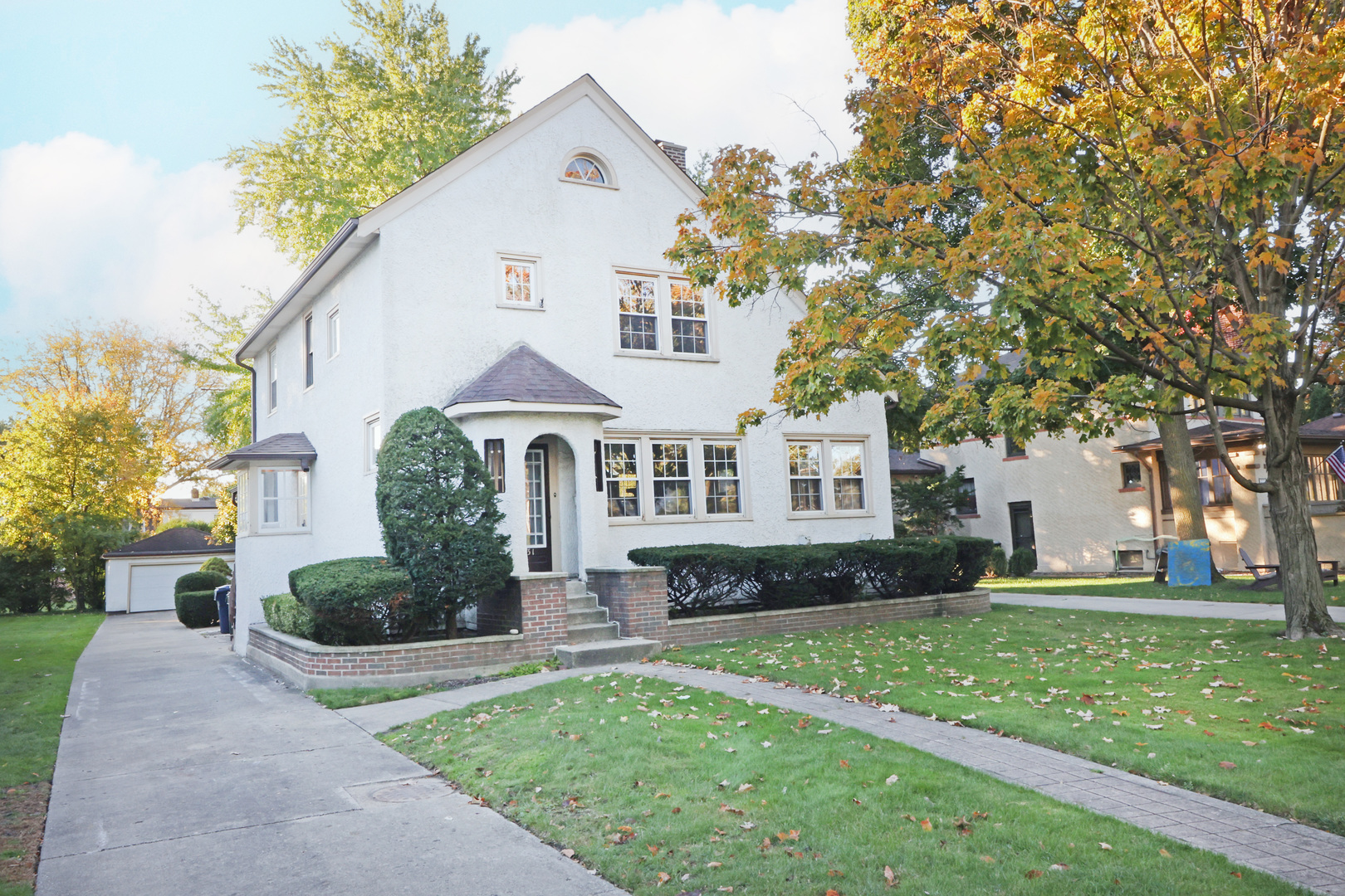 231 Lawton Road, Riverside, IL 60546