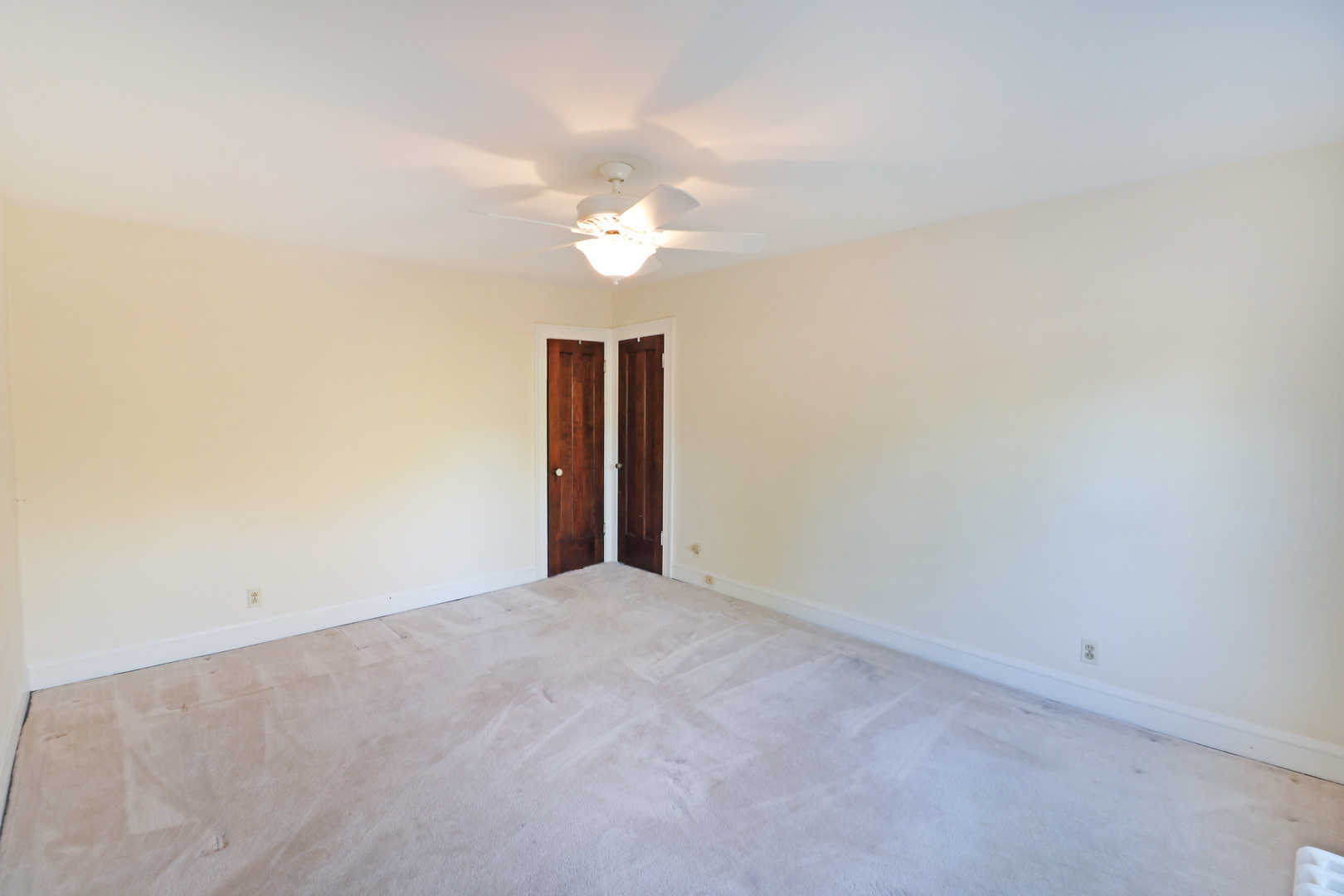 231 Lawton Road, Riverside, IL 60546