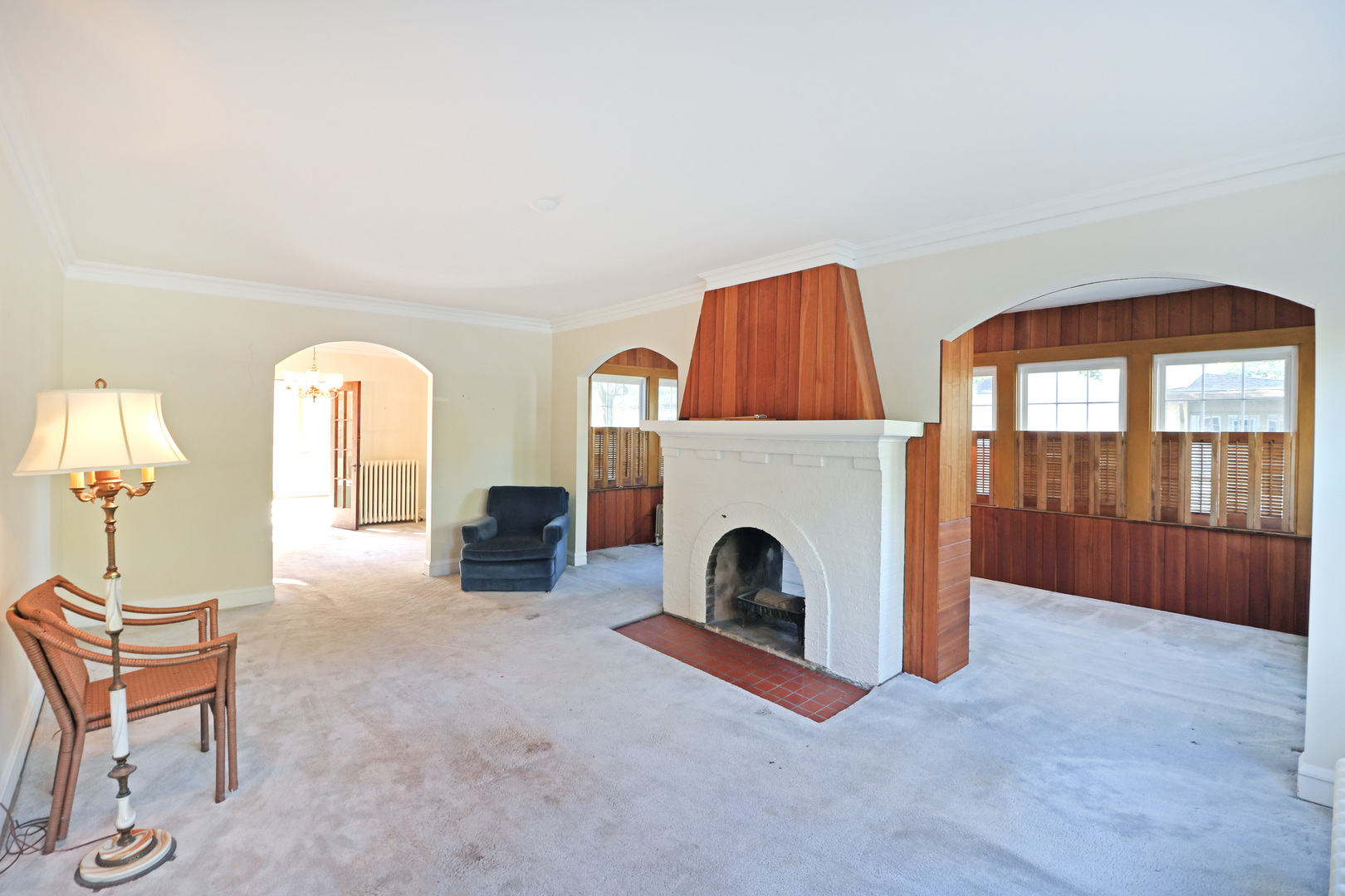 231 Lawton Road, Riverside, IL 60546