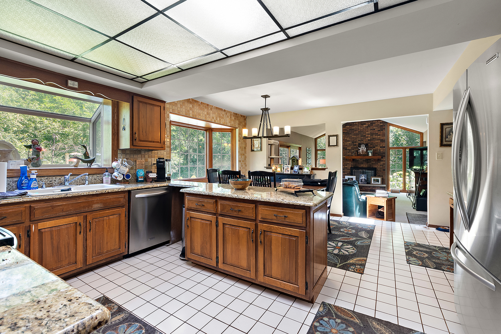 8414 W 119th Street, Palos Park, IL 60464