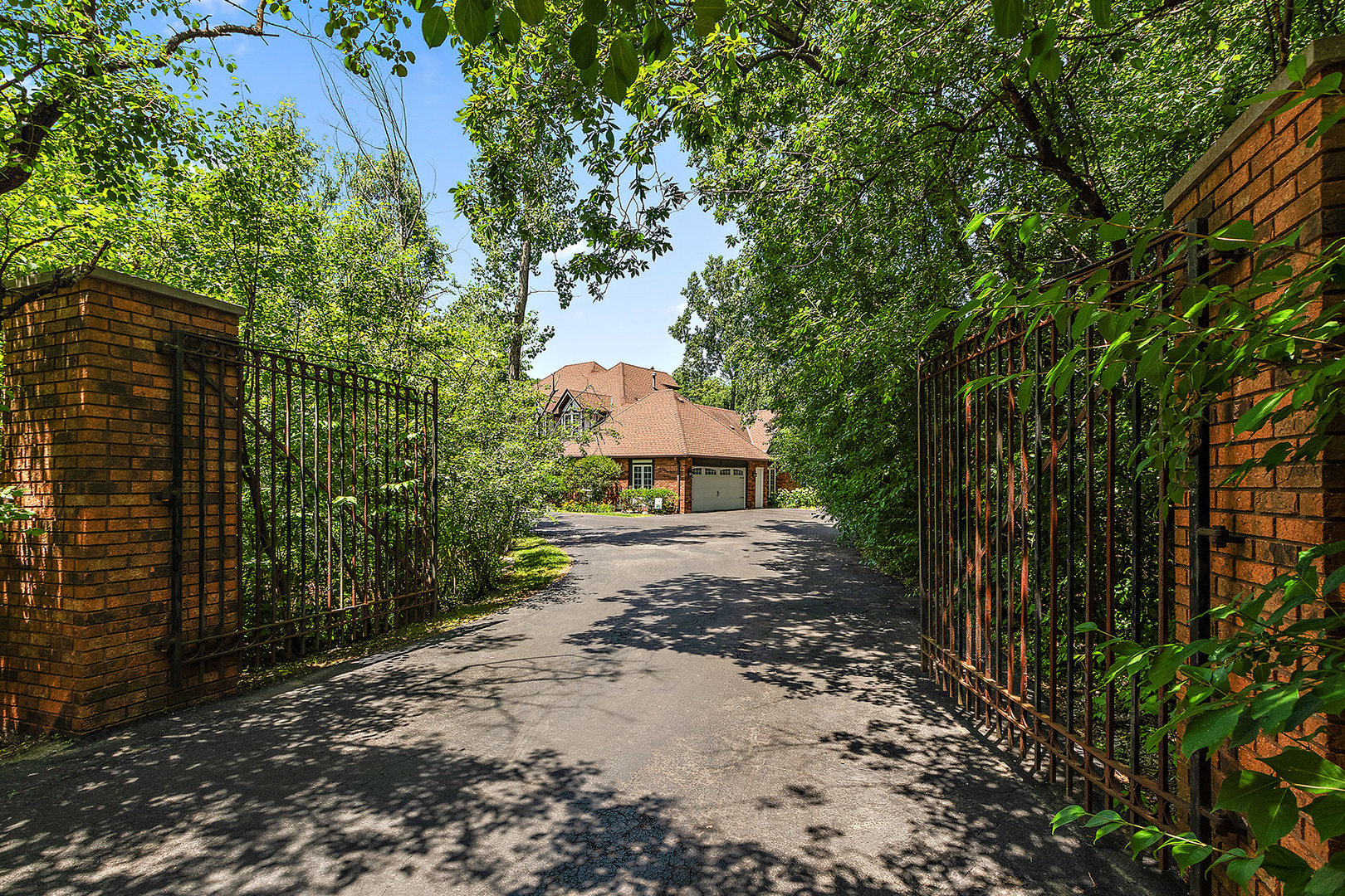 8414 W 119th Street, Palos Park, IL 60464