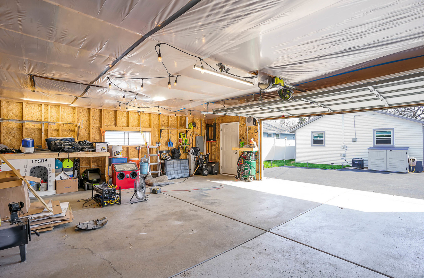 324 N Prospect Drive, Round Lake Park, IL 60073