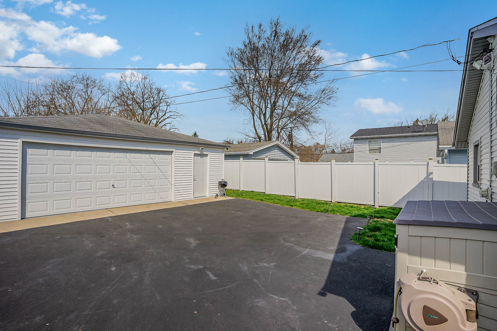 324 N Prospect Drive, Round Lake Park, IL 60073
