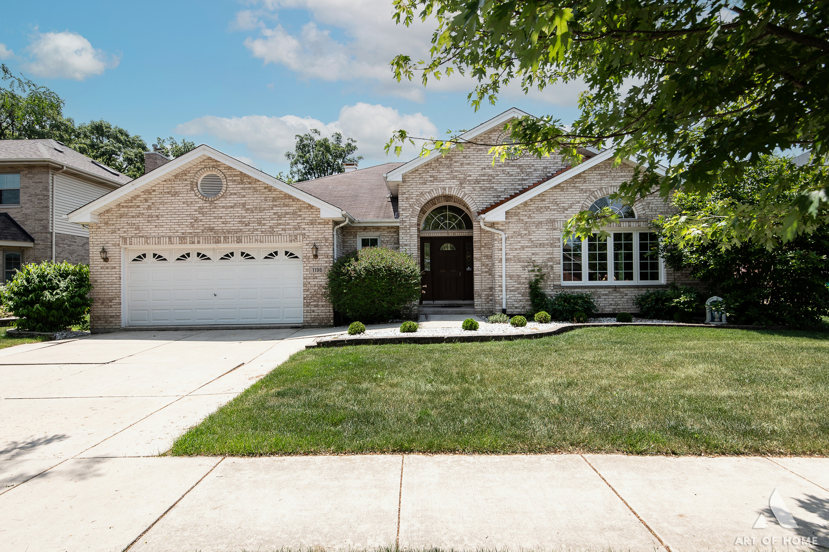 1196 Covington Drive, Lemont, IL 60439