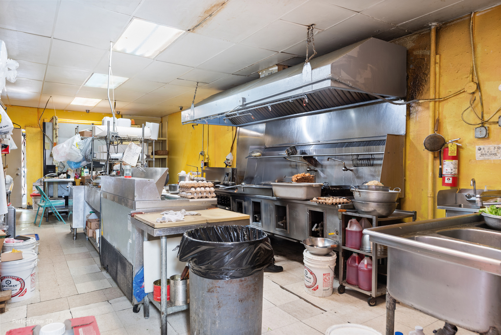 5351 W Madison Street, Chicago, IL 60644