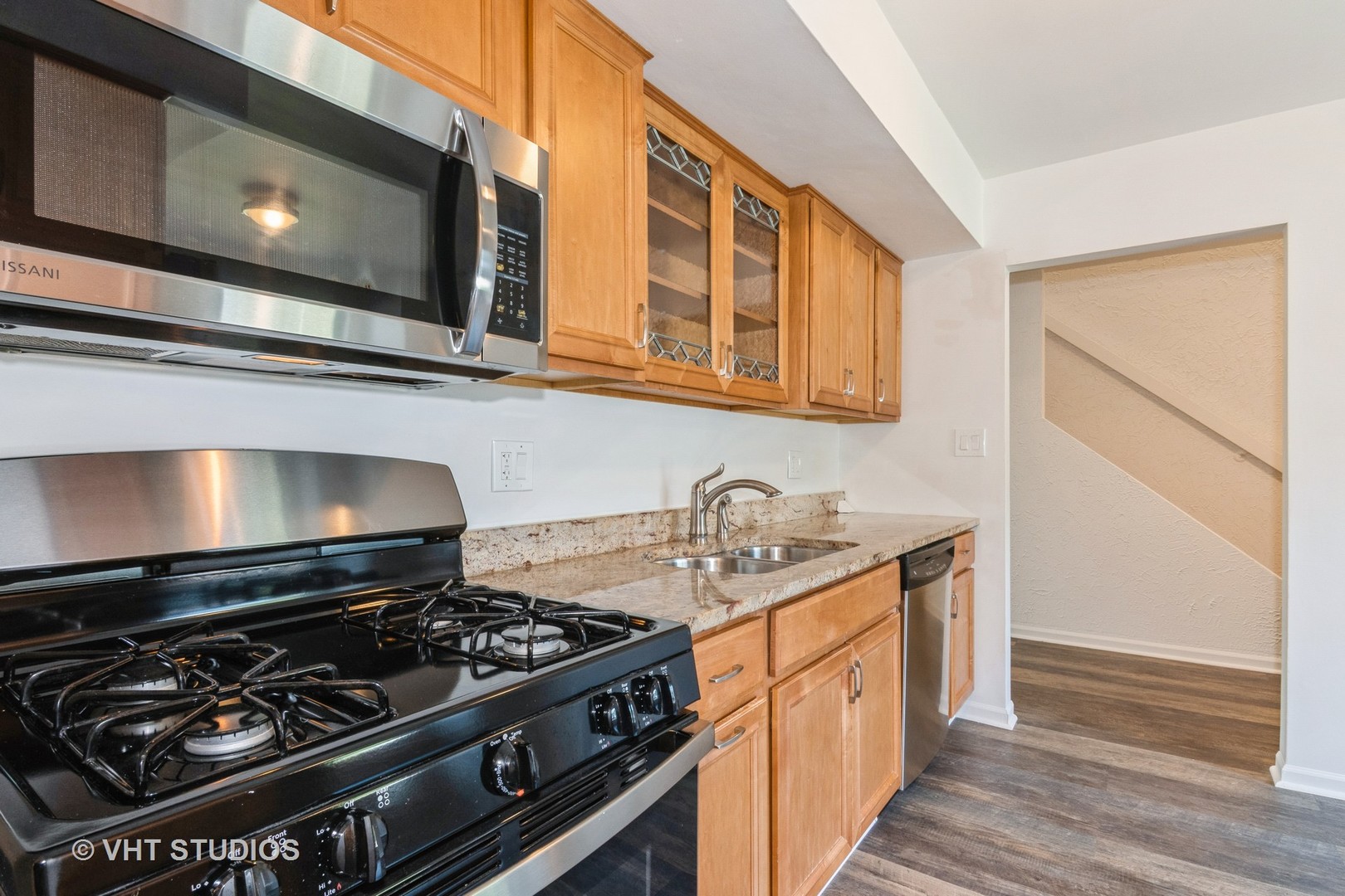 1723 Brookwood Drive, Downers Grove, IL 60516