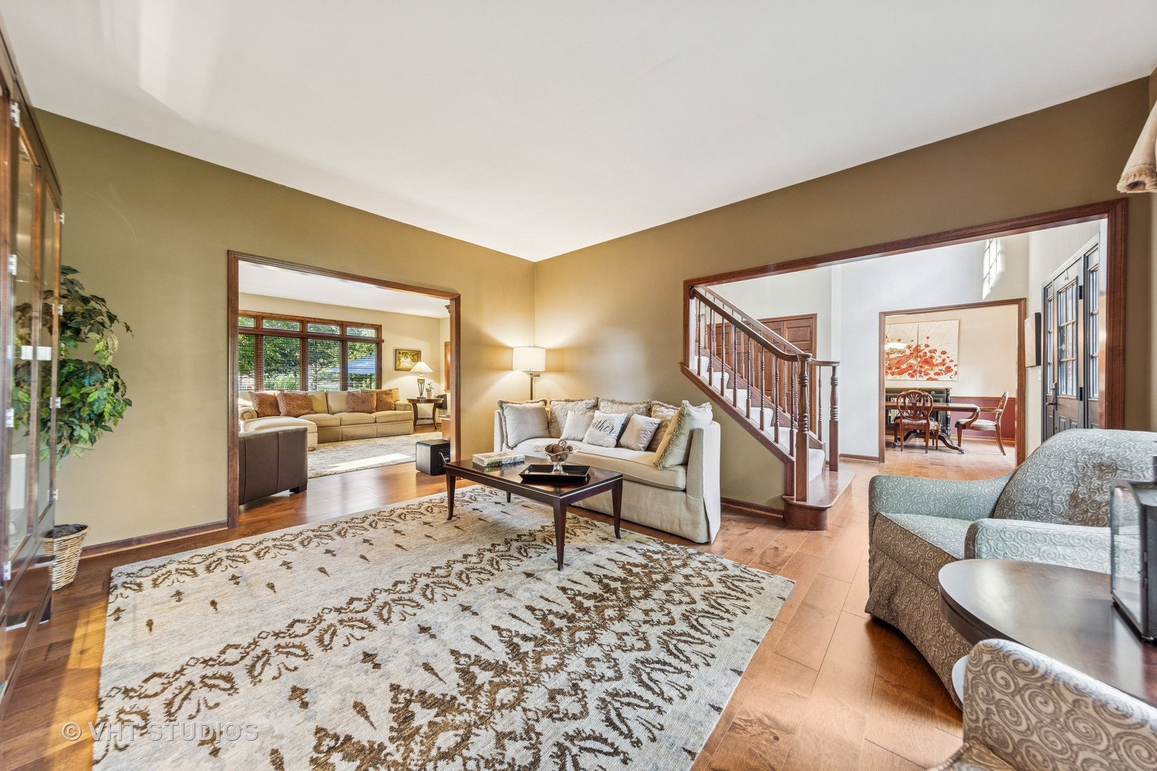 1343 Dunrobin Road, Naperville, IL 60540