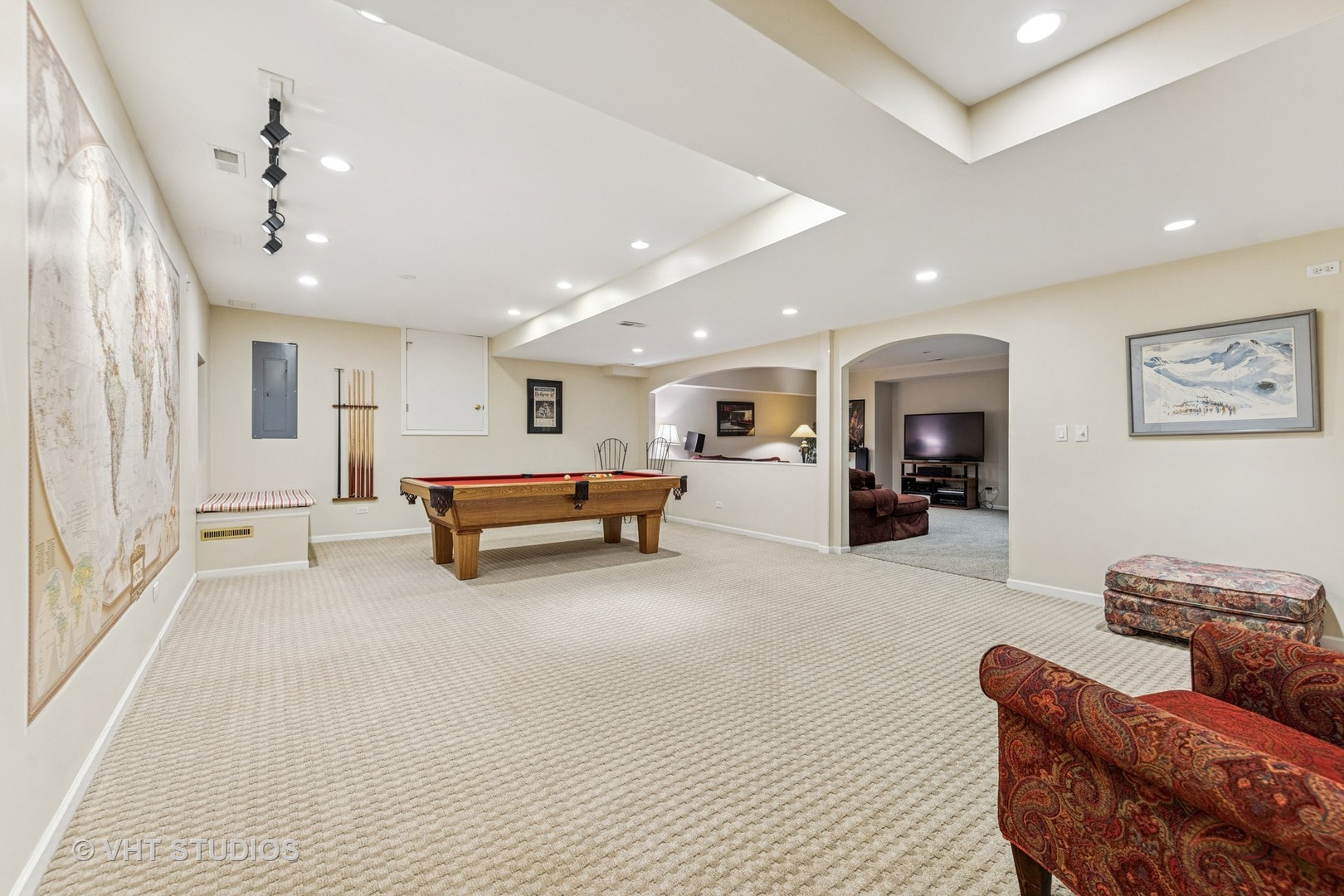 1343 Dunrobin Road, Naperville, IL 60540