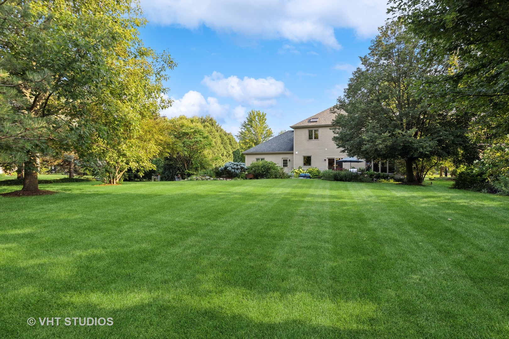 1343 Dunrobin Road, Naperville, IL 60540