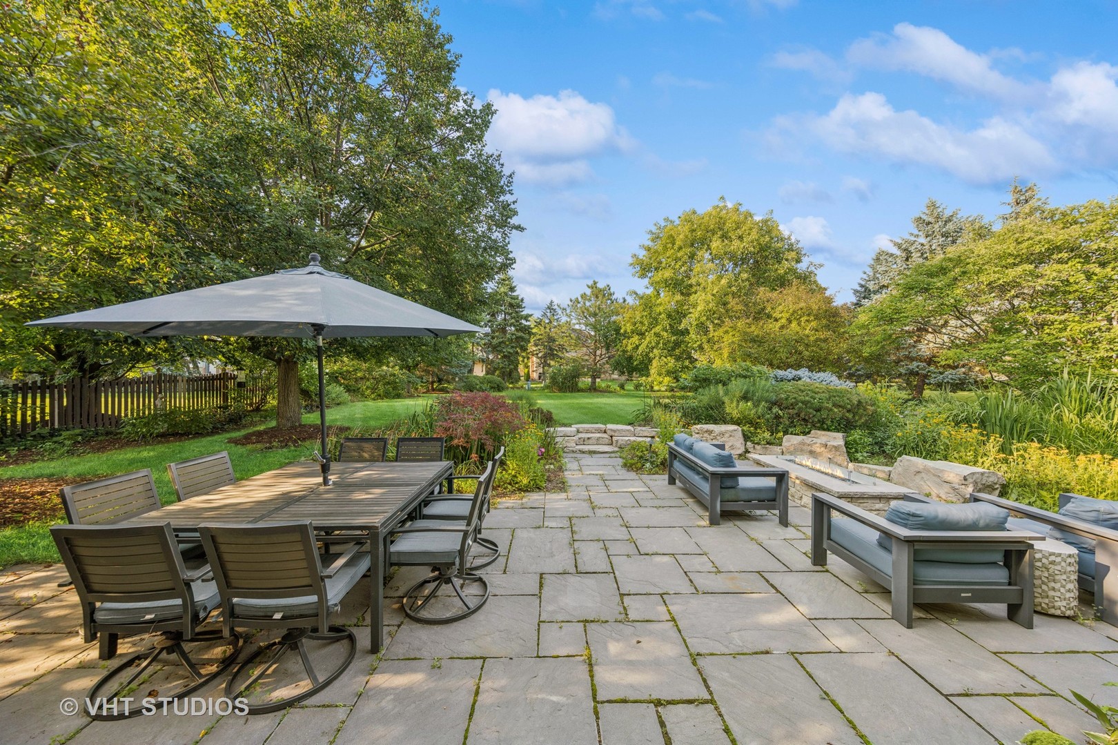 1343 Dunrobin Road, Naperville, IL 60540