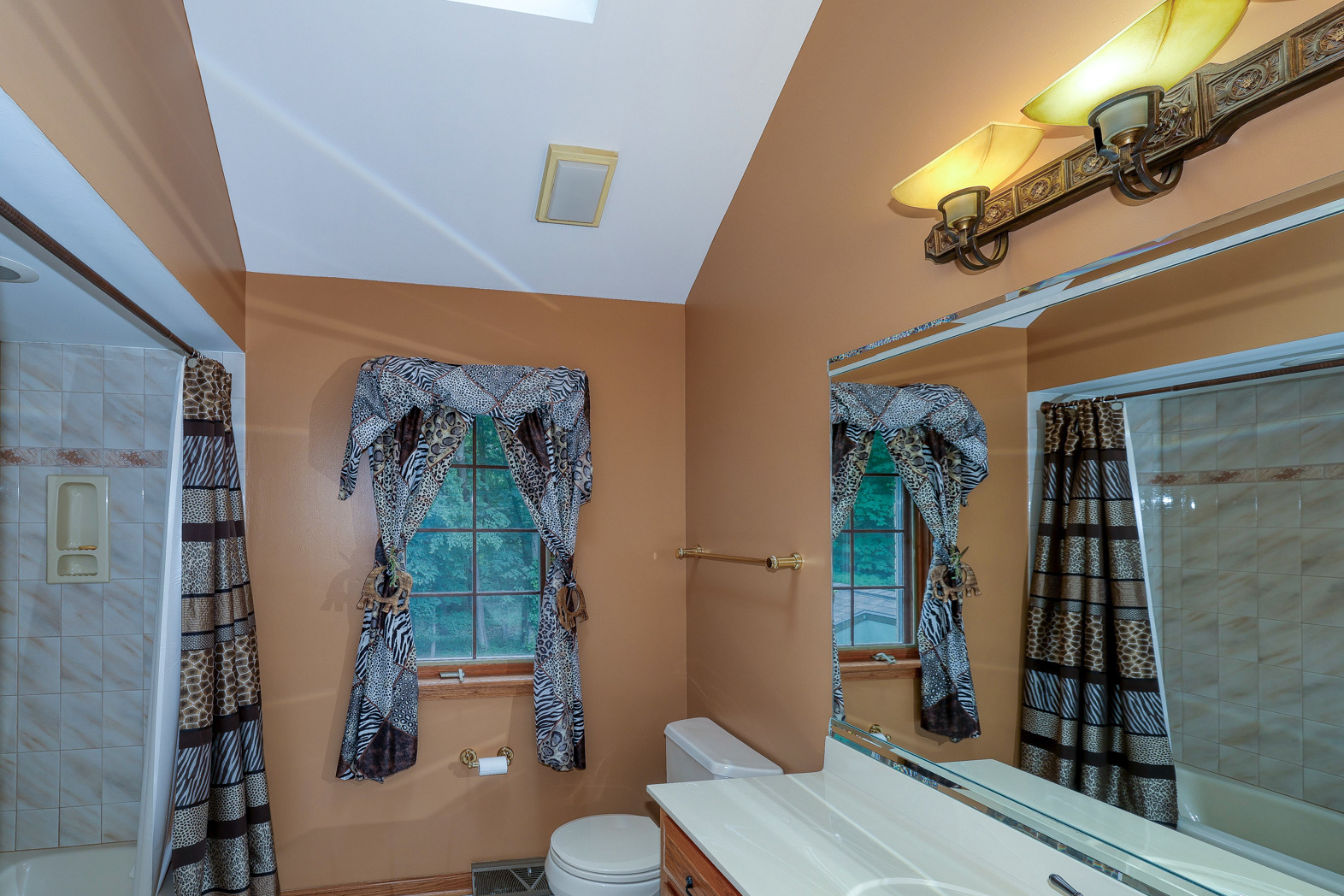 1315 Keim Trail, St. Charles, IL 60174
