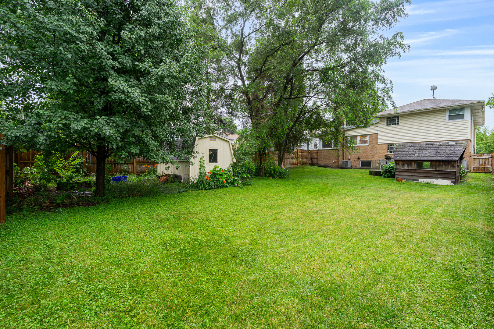 112 Hill Street, Willow Springs, IL 60480