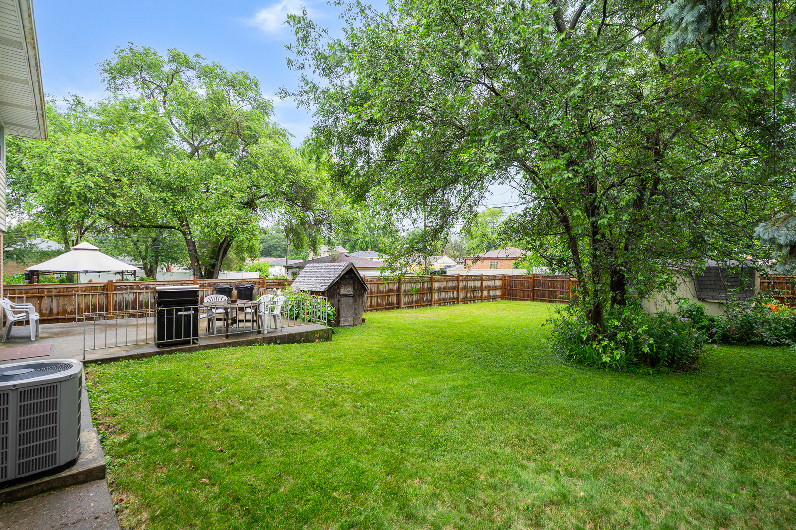112 Hill Street, Willow Springs, IL 60480