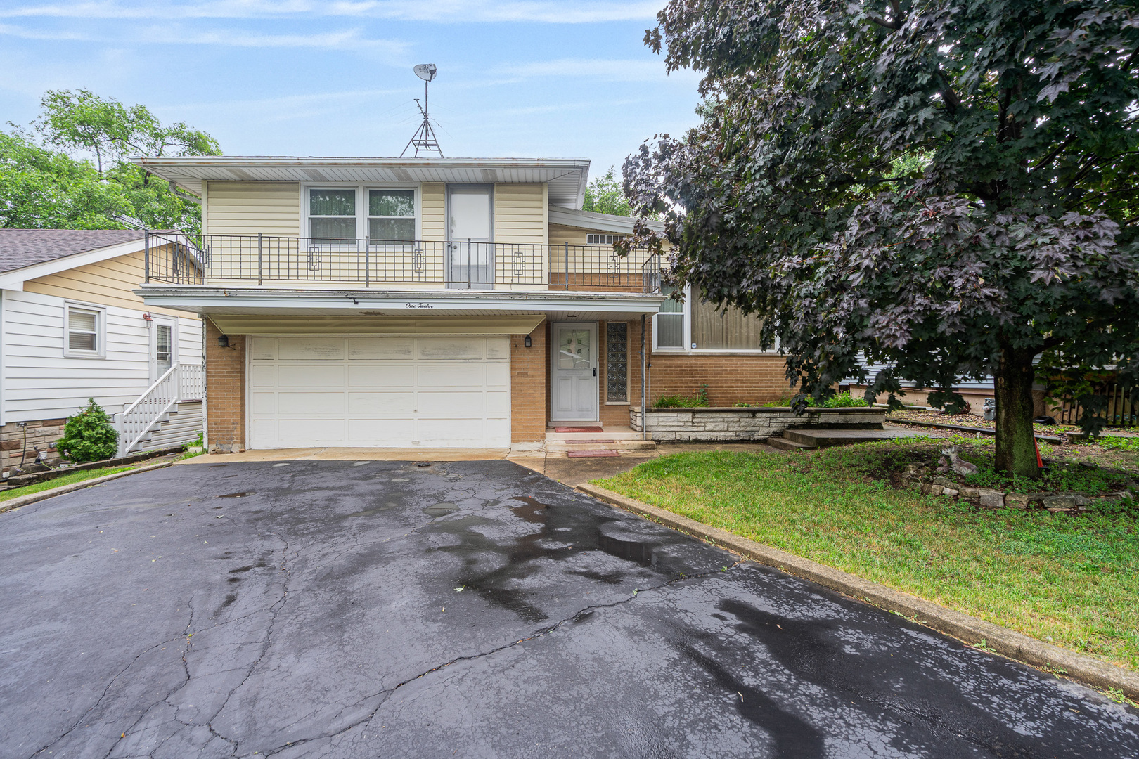 112 Hill Street, Willow Springs, IL 60480
